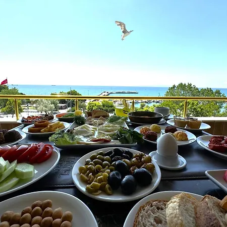 Yat Hotel Tekirdağ