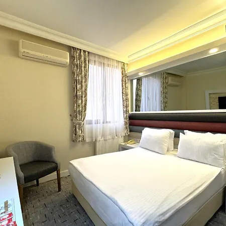 Hotel Yat