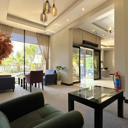 Yat Hotel 3*