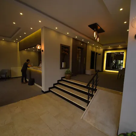 Hotel Yat 3*