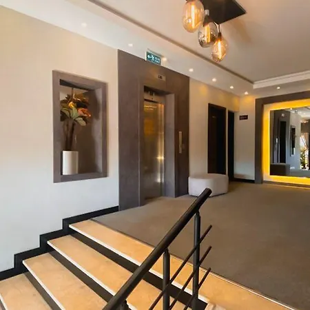 Yat Hotel 3*