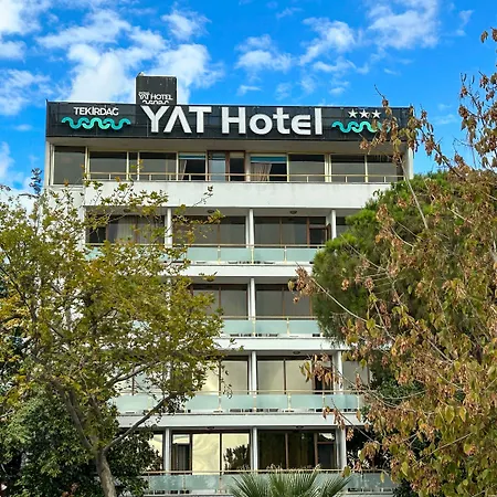 Yat Hotel
