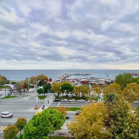 Ξενοδοχείο Yat