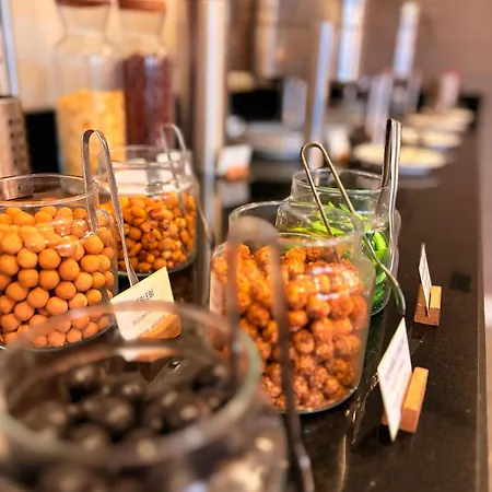 Yat Ξενοδοχείο 3*